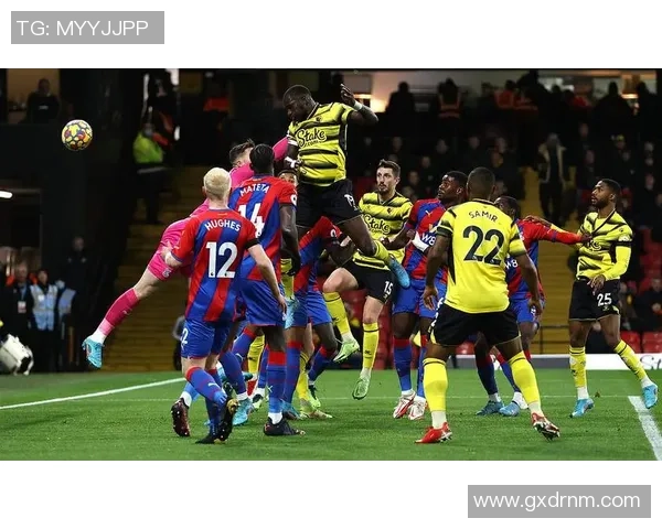 沃特福德与南安普敦的激烈对决谁能在英超赛场上笑到最后